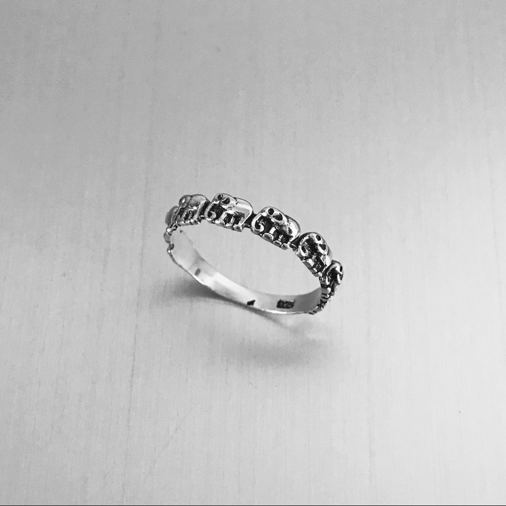 Newsterling Silver Tiny Elephant Ring - image 5